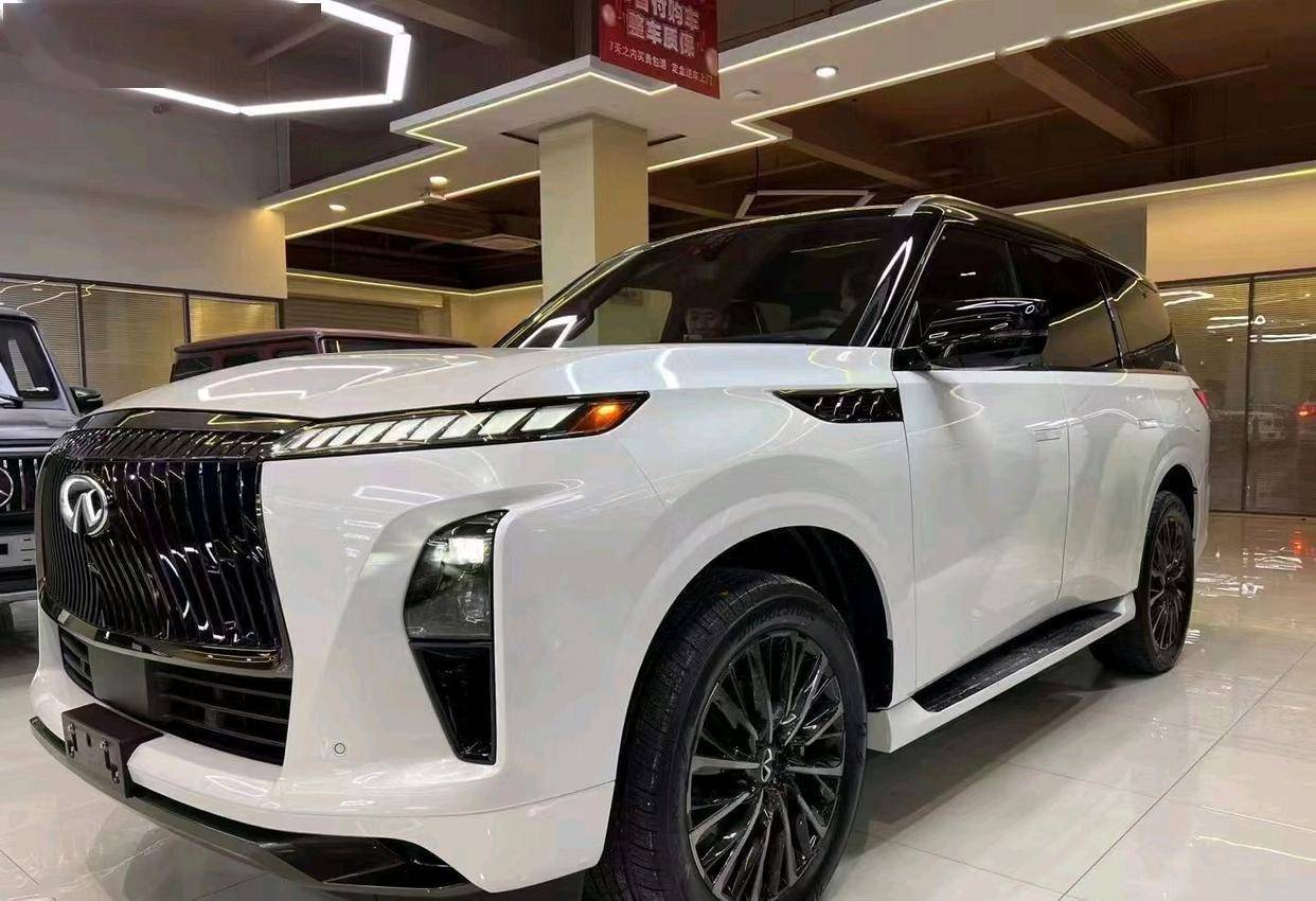 英菲尼迪全球旗舰车型QX80上海车展首秀