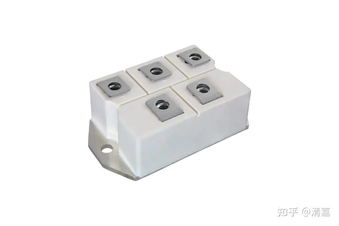 威世推出单/双向1500 W PAR® TVS解决方案威世推出单/双向1500 W PAR® TVS解决方案