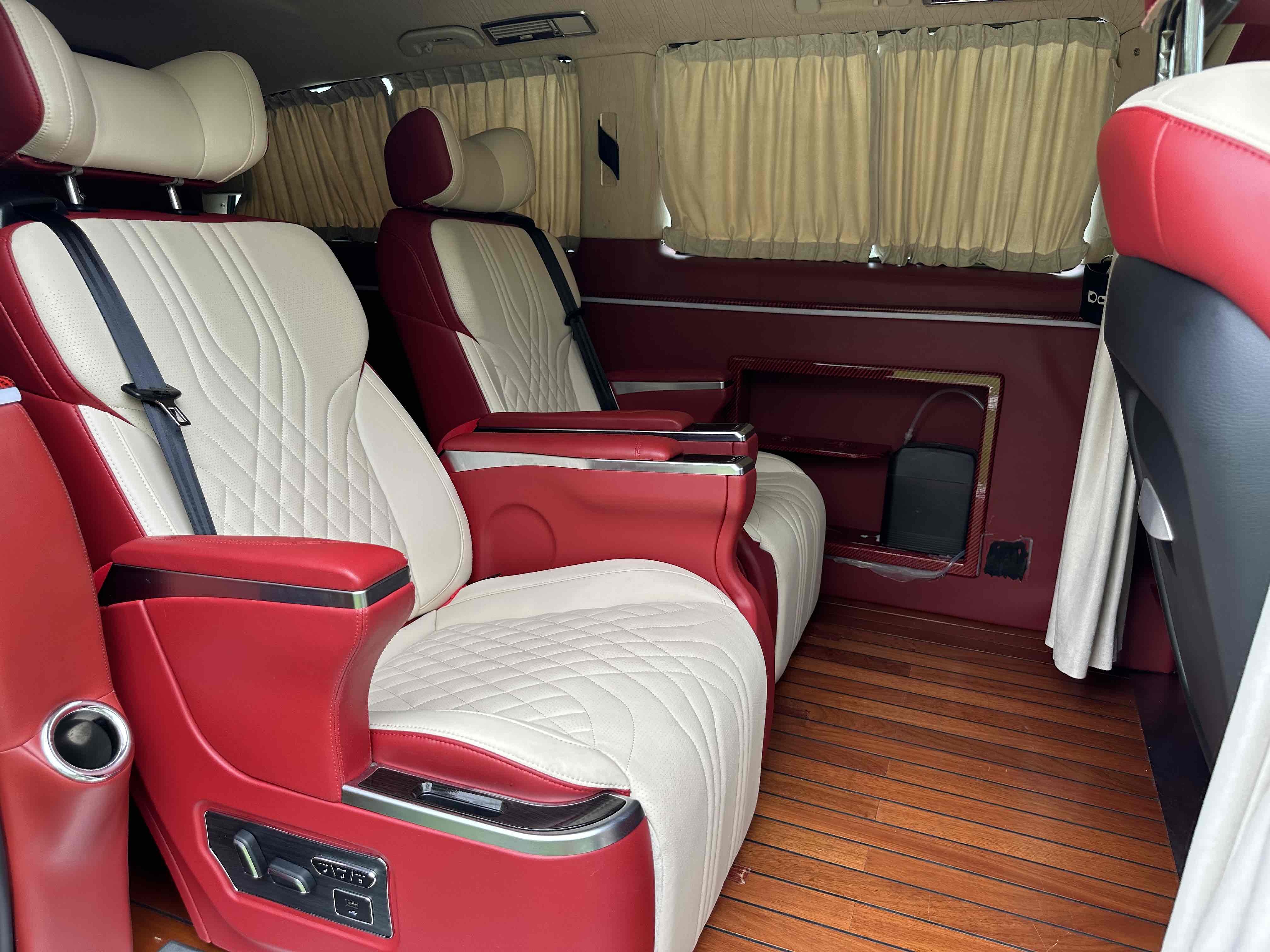 奔驰威霆最新行情 售价29万元起