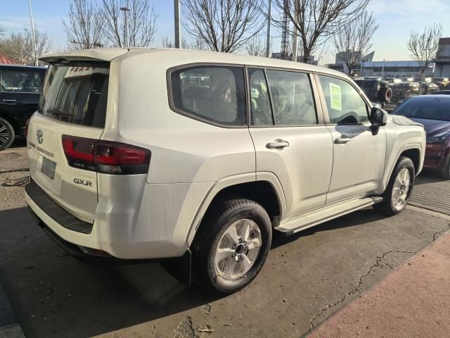 天津华夏安邦名车兰德酷路泽中东版提供试乘试驾 目前优惠高达34.8万元