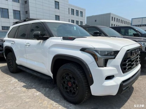 成都红杉加版目前售价103万起 欢迎试乘试驾