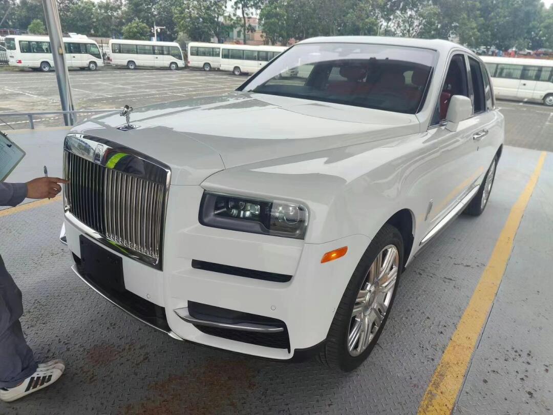 劳斯莱斯库里南价格最低590万起