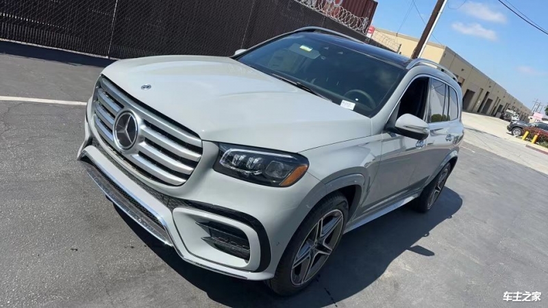 成都奔驰S级美版团购价格125万起 欢迎到店试驾