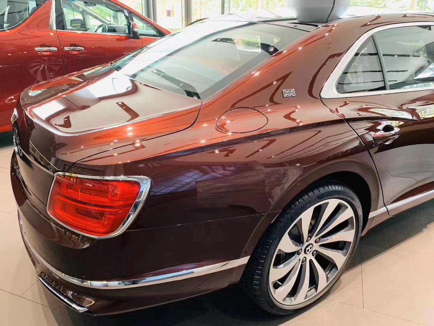 飞驰让利28万 欢迎上门试驾