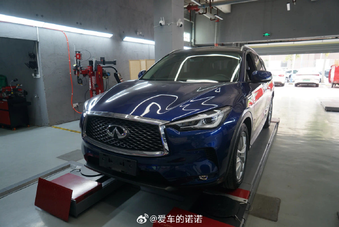 成都英菲尼迪QX80加版优惠高达38.00万 最低仅售98.80万