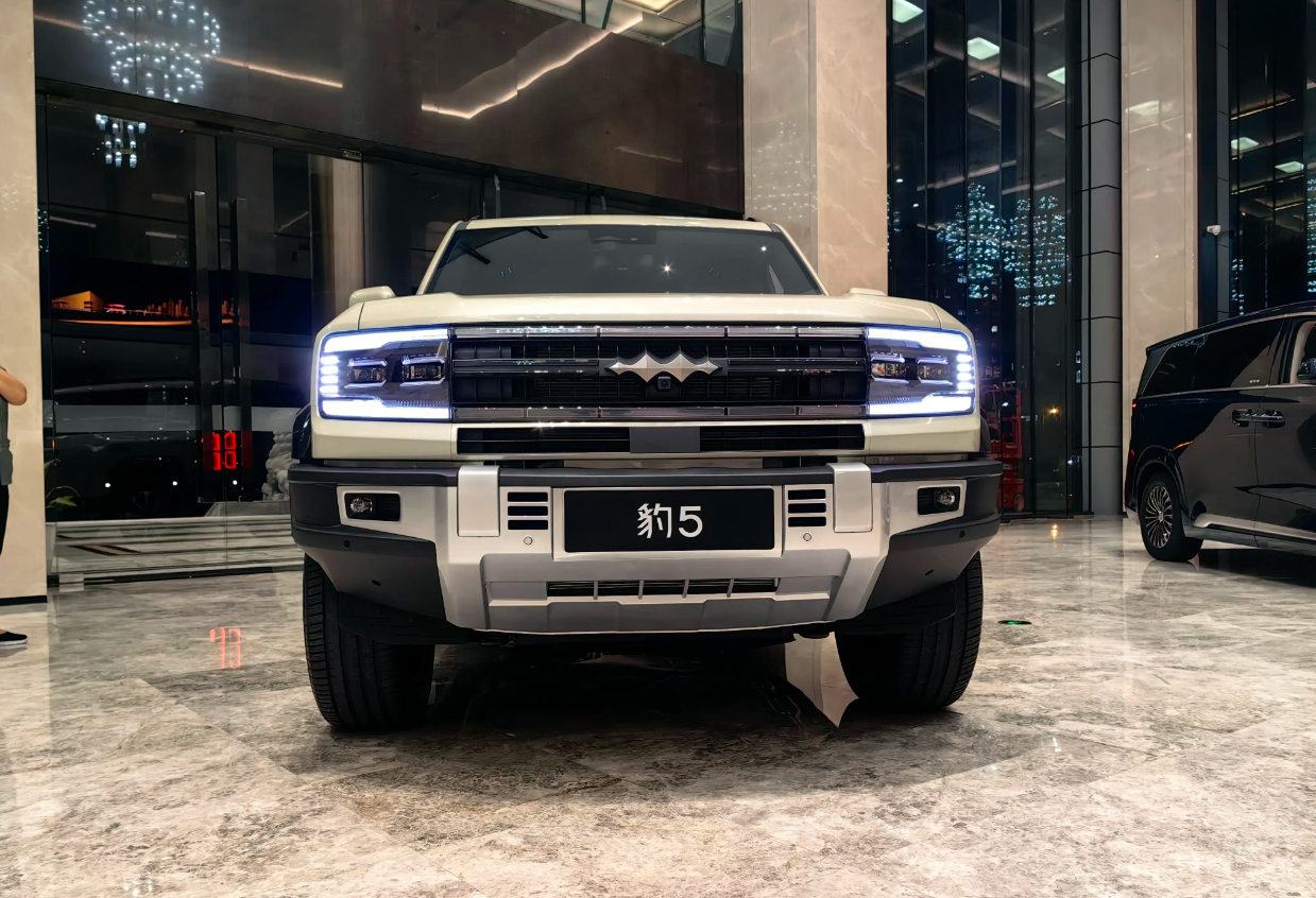 方程豹豹5长续航版上市 售价为26.98-32.98万