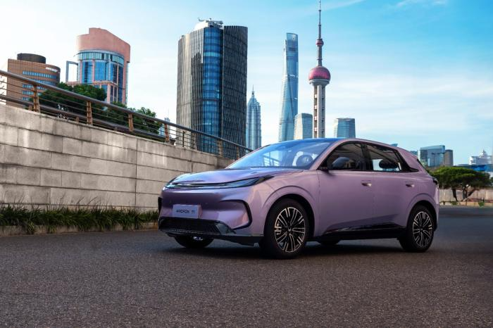 6.88万起!极狐T1快充0.28小时技术解析