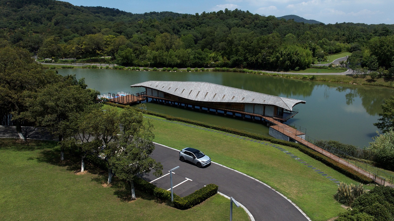 极狐T1年轻潮流新宠,健康智能座驾震撼登场!