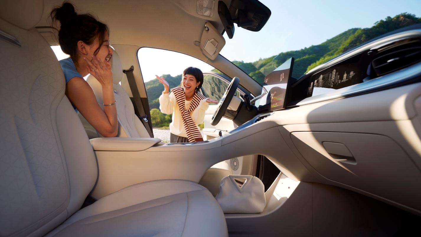 纯电小车天花板!26款星愿把配置堆满了