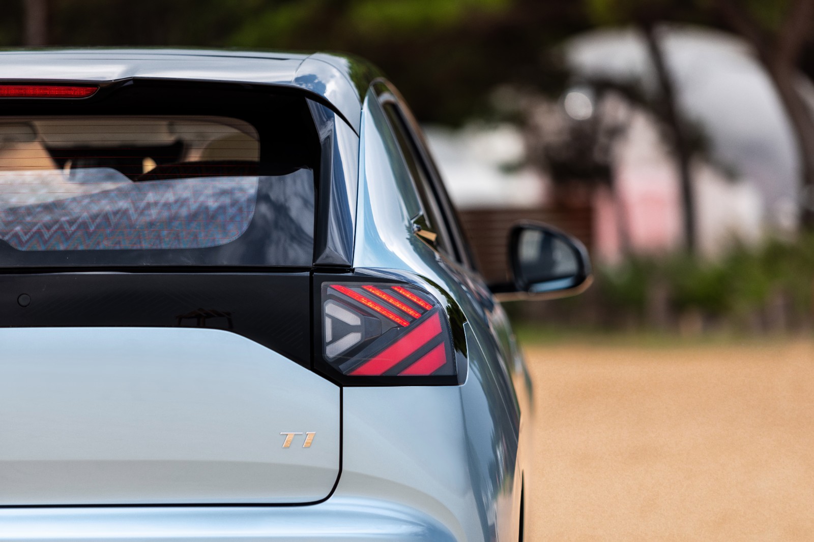 极狐T1空间达1352L,露营装备轻松容纳?