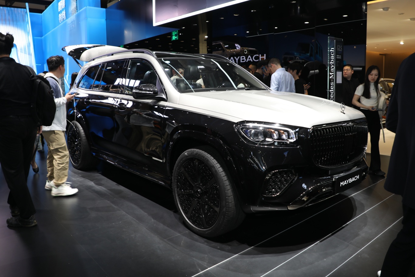 2024款迈巴赫gls600 完美演绎豪华座驾 售全国