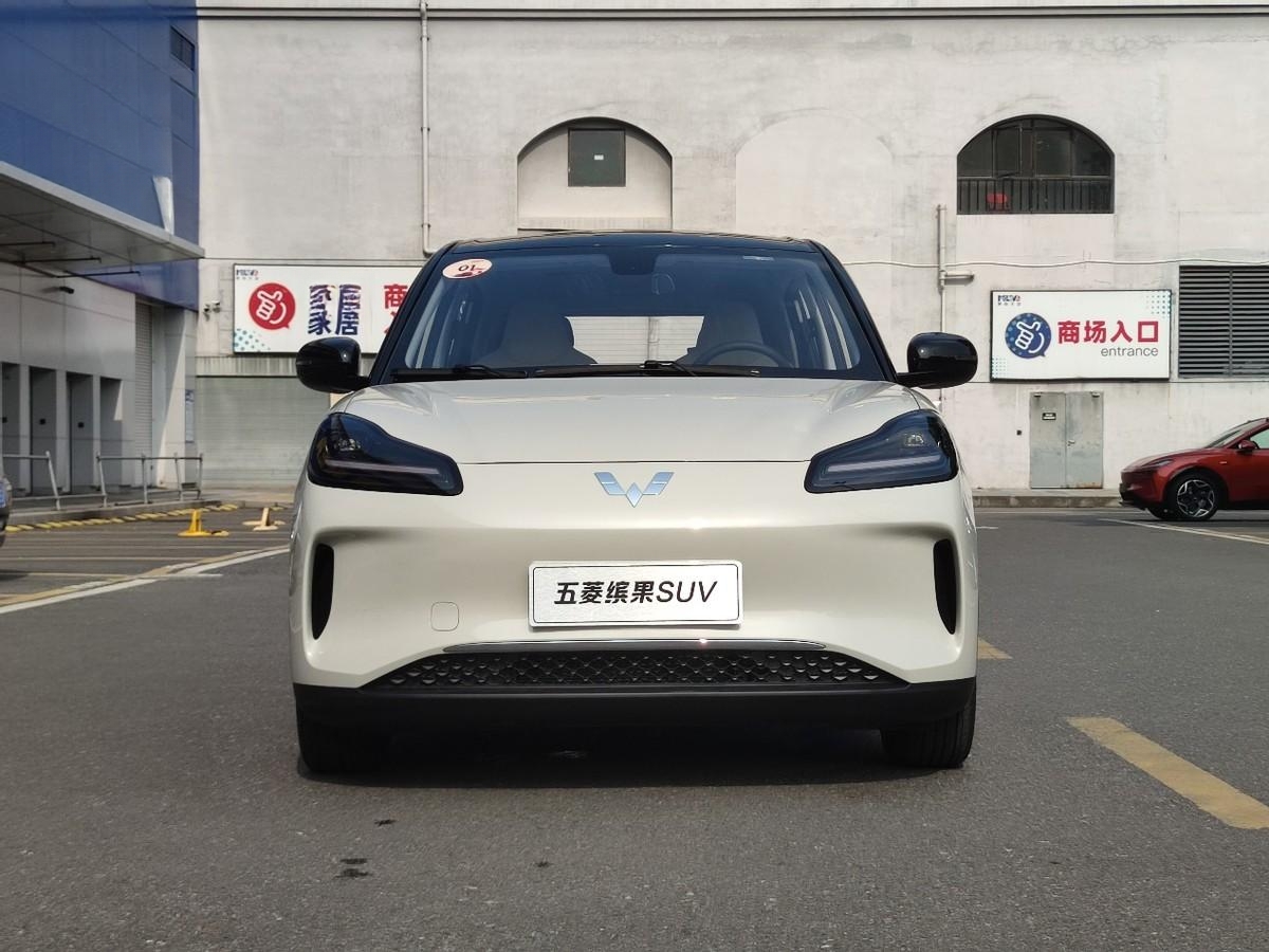 成都五菱缤果PLUS价格最低7.58万起 暂无优惠