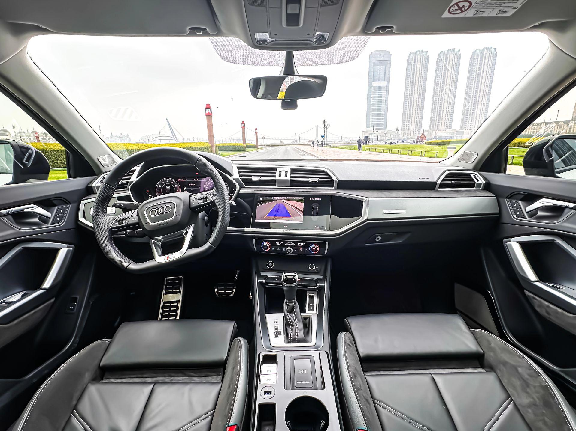 成都奥迪Q3 Sportback降9.00万 仅18.88万可入手