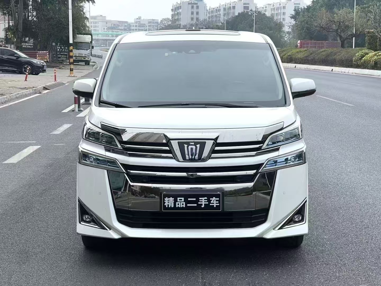 最新款进口威尔法到店体验