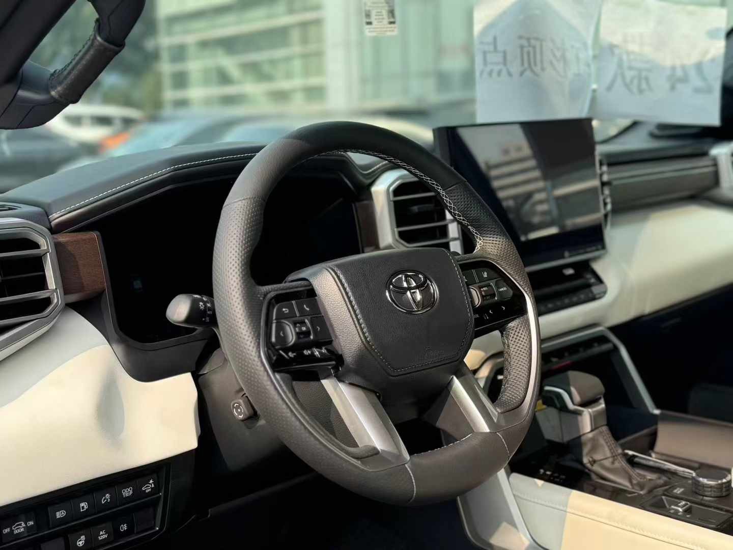 丰田红杉3.5T北美版2024款交车价最低多少