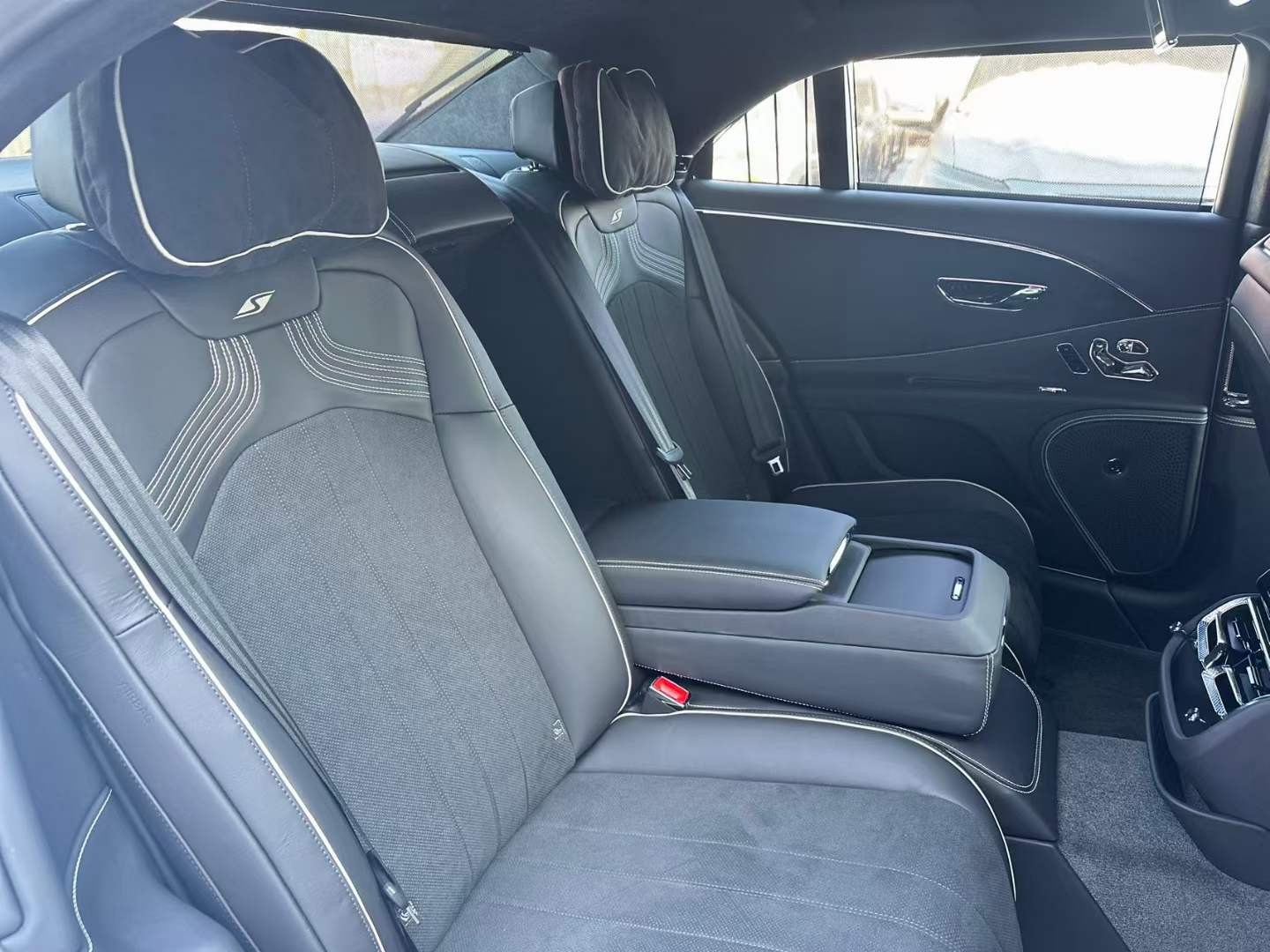 现购飞驰让利30万