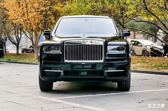 2024库里南部分车型优惠150万 欢迎上门试驾