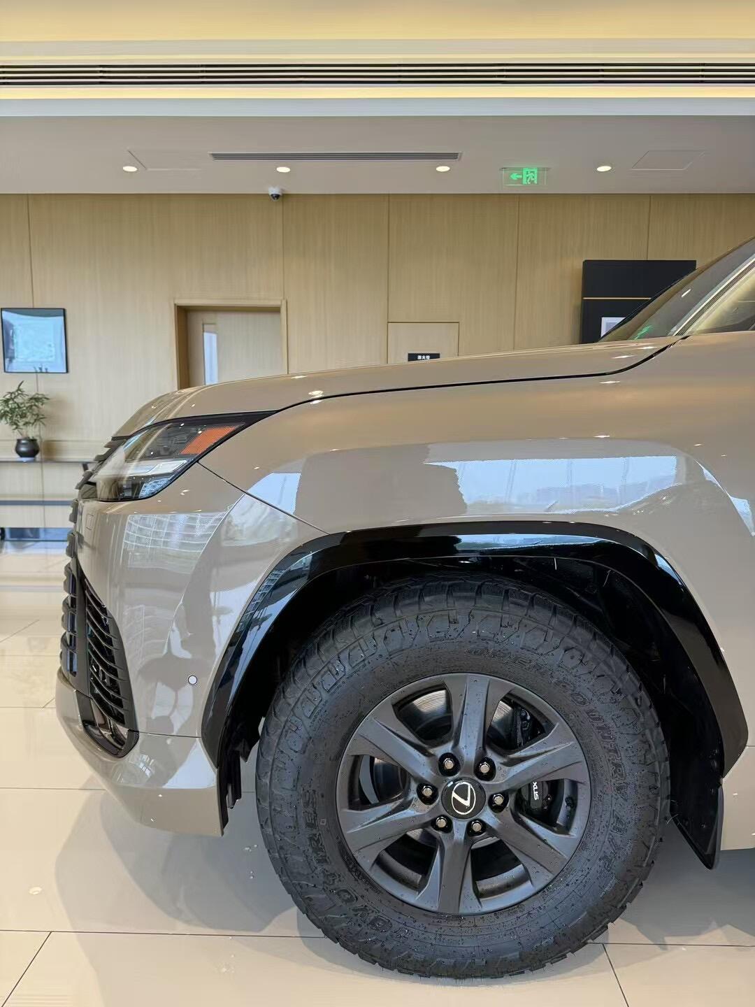 现购兰德酷路泽中东版让利直降37万 欢迎前来试驾