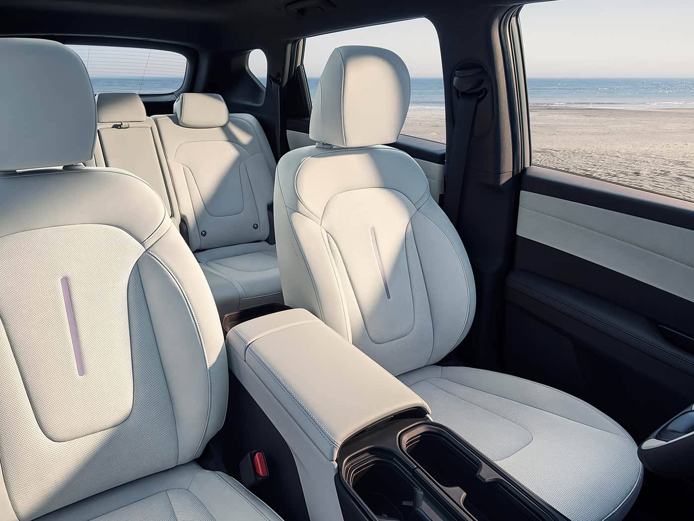 合资“底色”击穿“底价”，北京现代EO羿欧上市11.98万起售