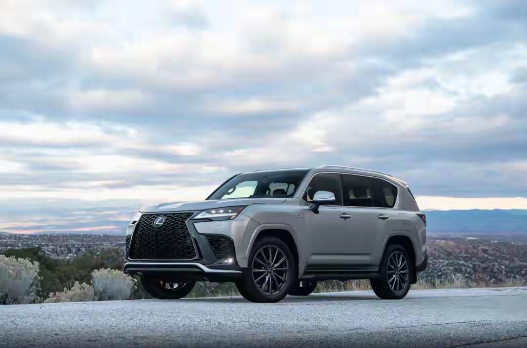 2024款雷克萨斯LX600首批火爆预售 售全国