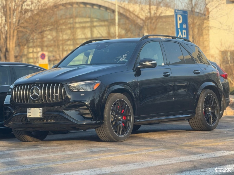 奔驰GLE墨版价格最高优惠27万 欢迎到店试驾