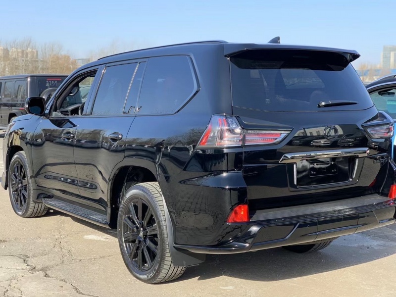 成都雷克萨斯LX加版降价促销中 限时优惠高达43万元