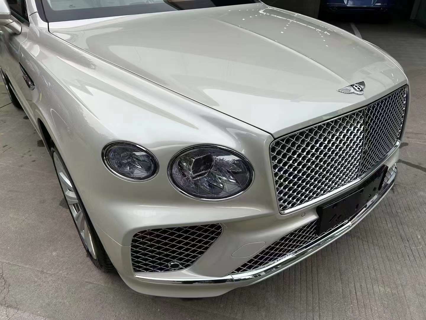 宾利添越团购钜惠73万 仅售203万