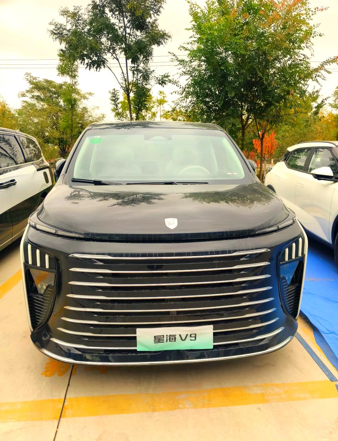 2025广州车展：吉利银河V900首发 搭载增程动力