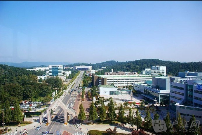 忠南大学发明新控制法 无传感器控制可实现更小巧、更可靠的电子适配器忠南大学发明新控制法 无传感器控制可实现更小巧、更可靠的电子适配器