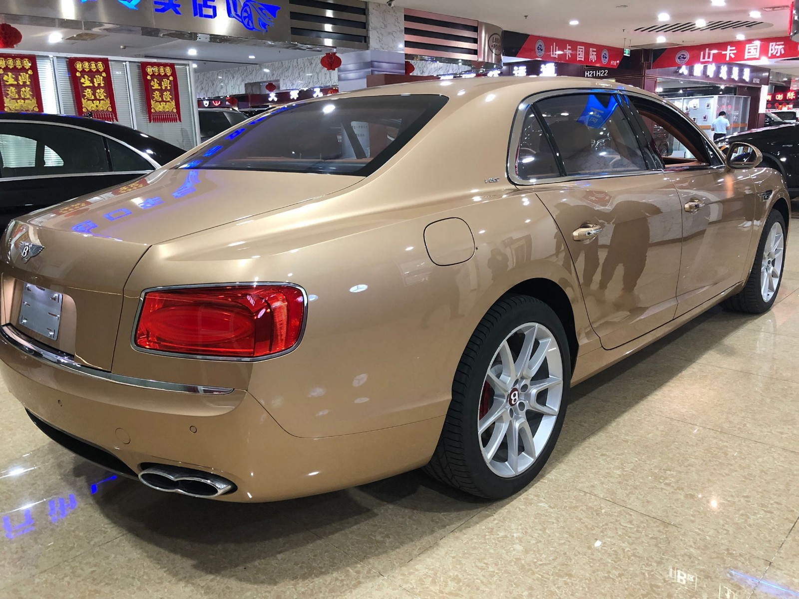 天津华夏安邦豪车飞驰团购钜惠30万 仅售300万