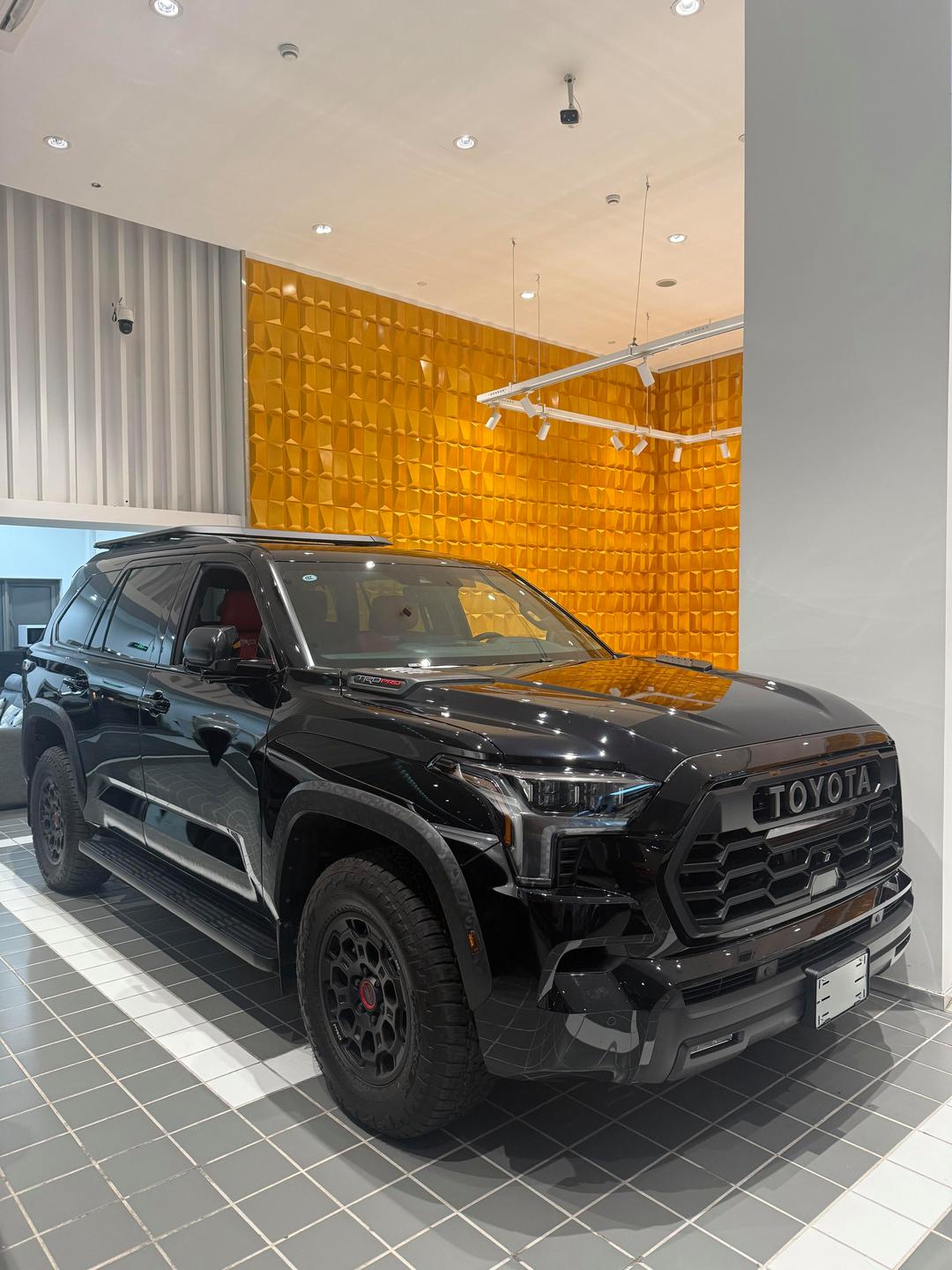 成都丰田红杉加版降价24万