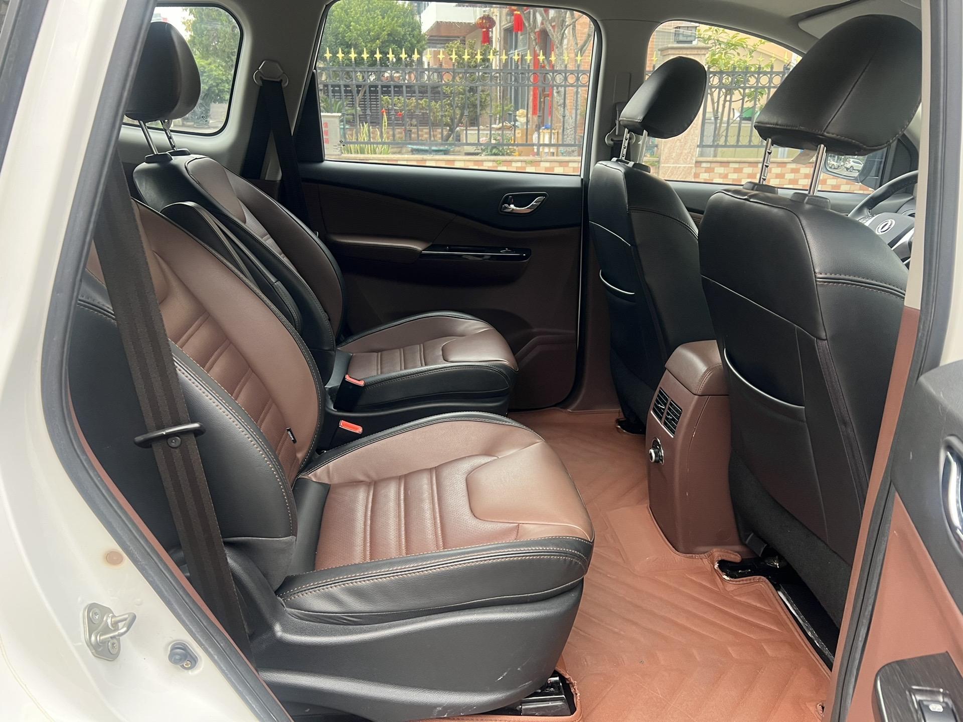 双流风行S60EV最高降0.50万 仅15.09万可入手