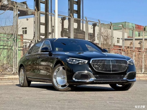 成都迈巴赫S级美版降价促销中 限时优惠高达32万元