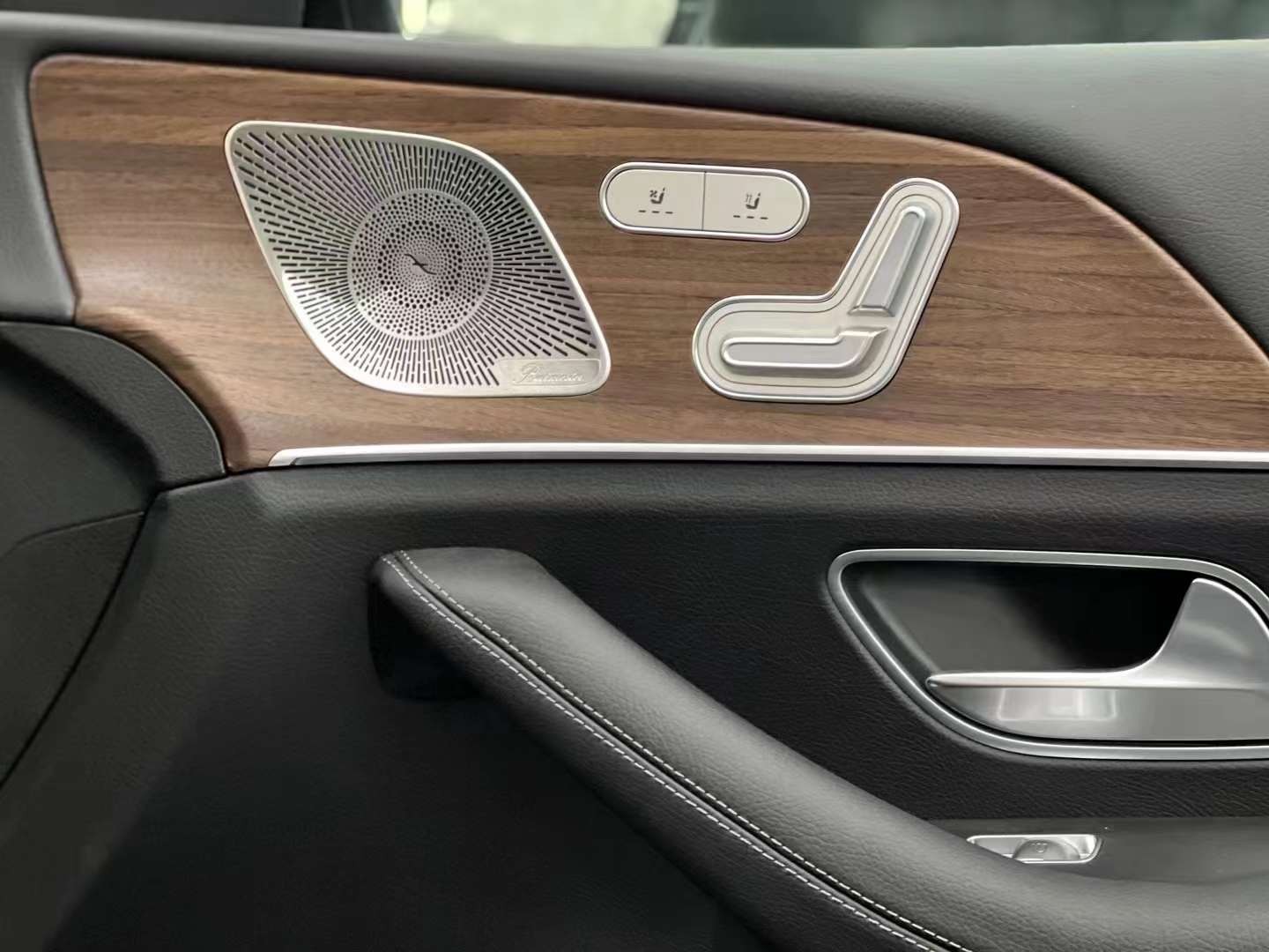 成都奔驰GLS美版最高降40万 最低仅售90万