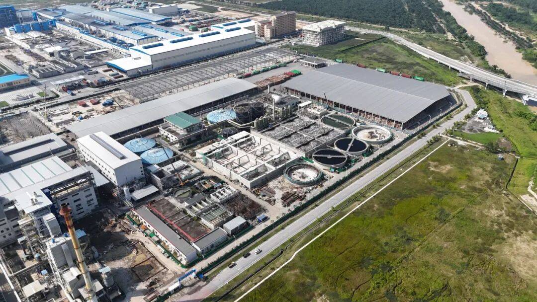 亿纬锂能马来西亚二期厂房落成